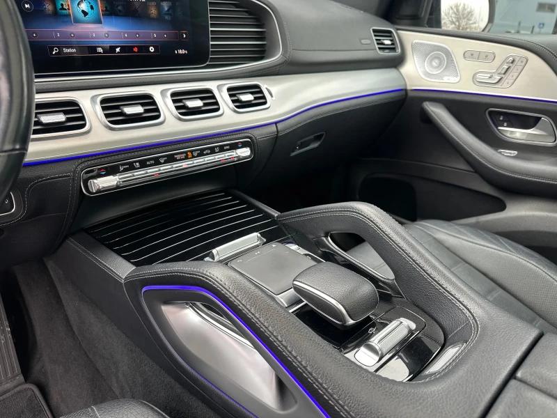 Mercedes-Benz GLE 580 Premium, снимка 11 - Автомобили и джипове - 52657000