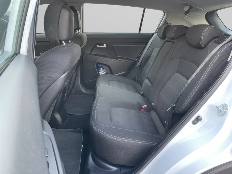 Kia Sportage 1.6 petrol, снимка 13 - Автомобили и джипове - 52691714