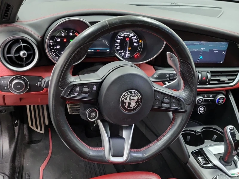 Alfa Romeo Stelvio CARFAX* АВТОФИНАНСИРАНЕ БЕЗ ПЪРВОНАЧАЛНА ВНОСКА, снимка 10 - Автомобили и джипове - 52694862