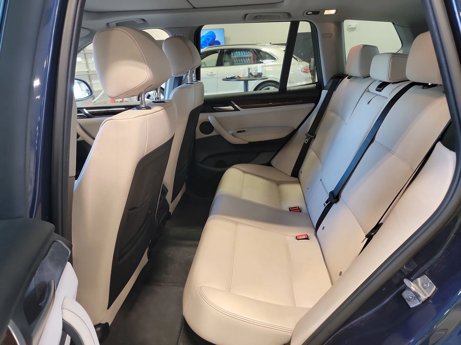 BMW X3 xDrive28i - изображение 10