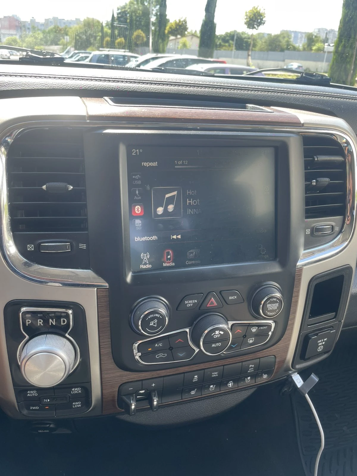 Dodge RAM 1500 LARAMIE 5.7HEMI - изображение 10