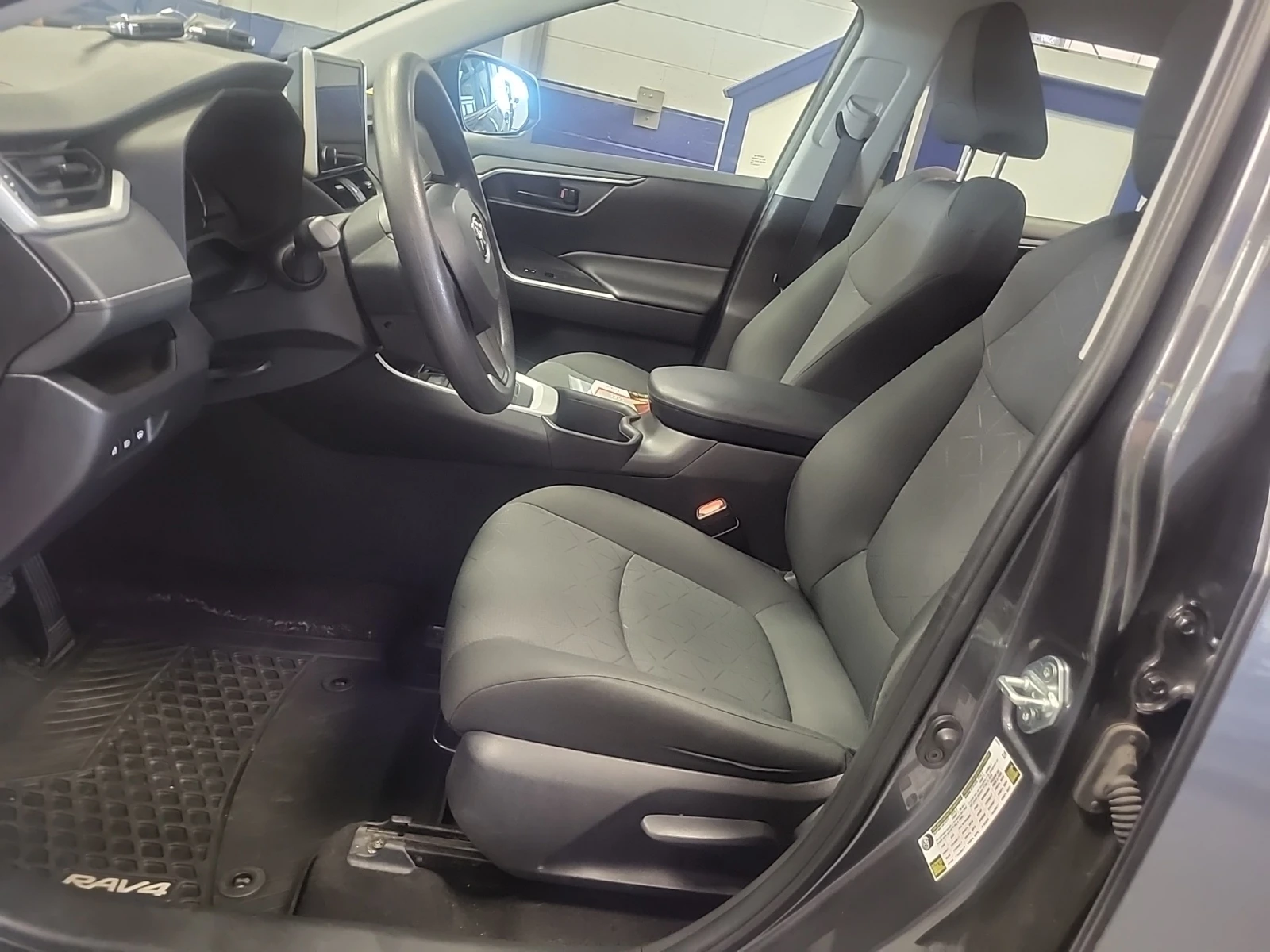 Toyota Rav4 2024* LE* ЛИЗИНГ* 51.977КМ - изображение 8