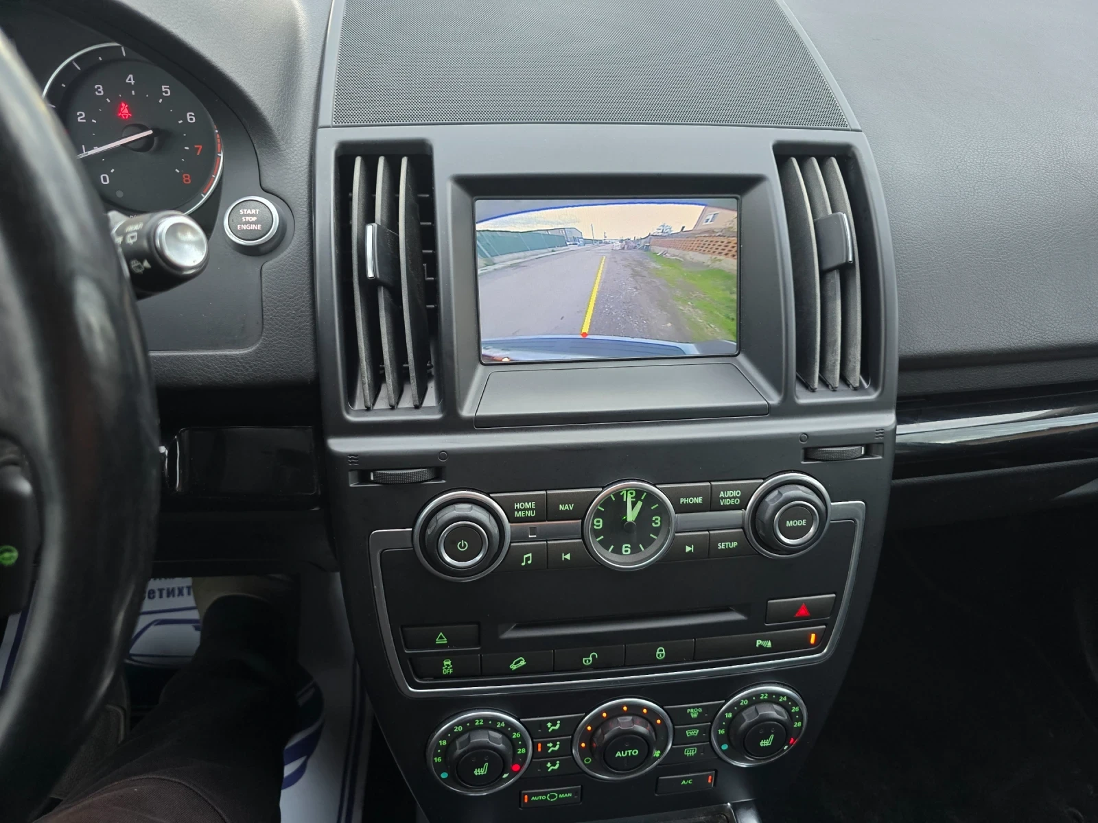 Land Rover Freelander 2.0TURBO Бензин FACELIFT - изображение 10