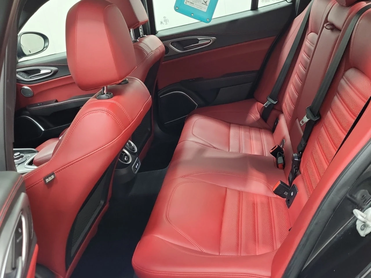 Alfa Romeo Stelvio CARFAX*     | Mobile.bg   11