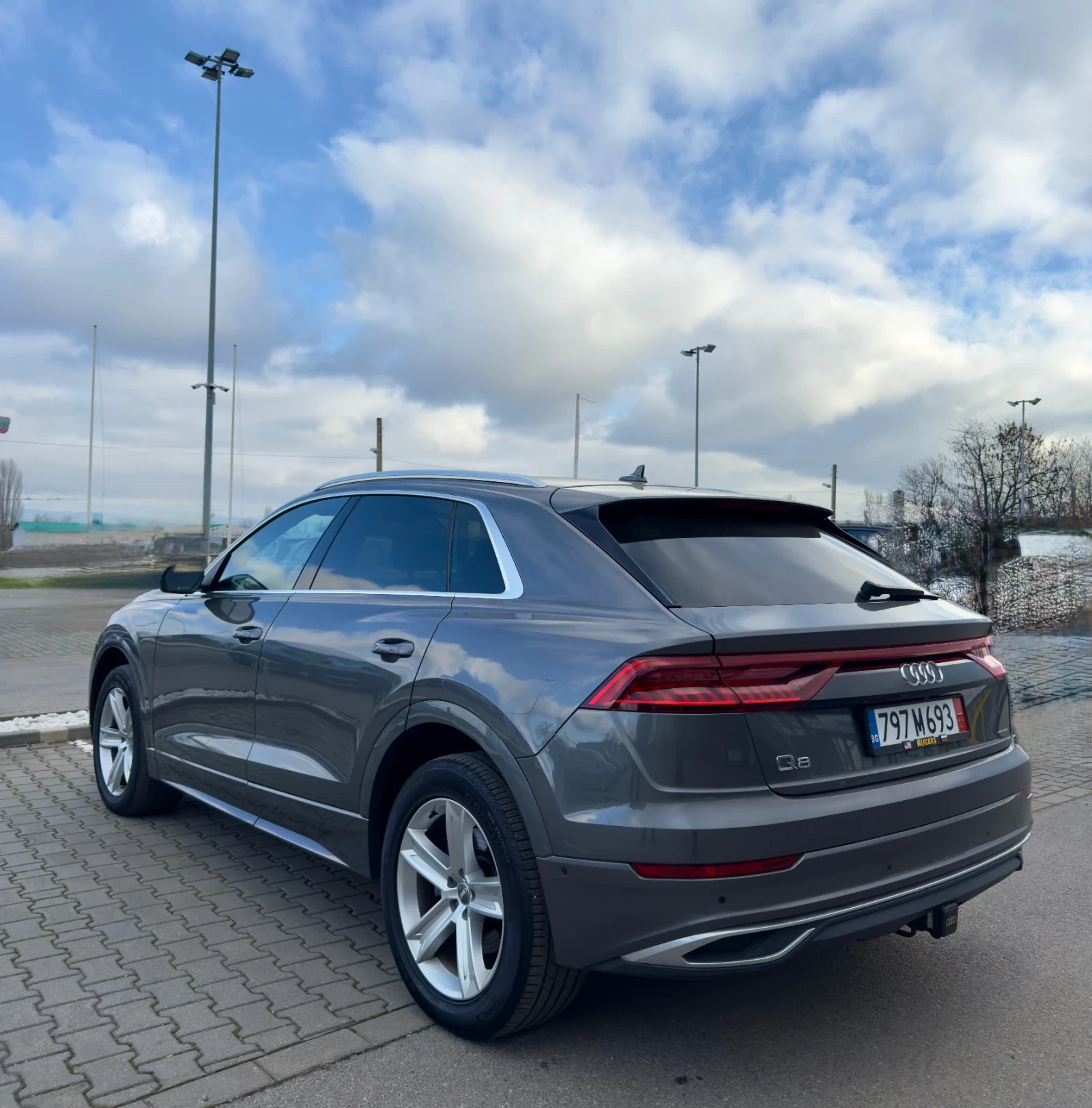 Audi Q8 55 TSFI PREMIUM  - изображение 6