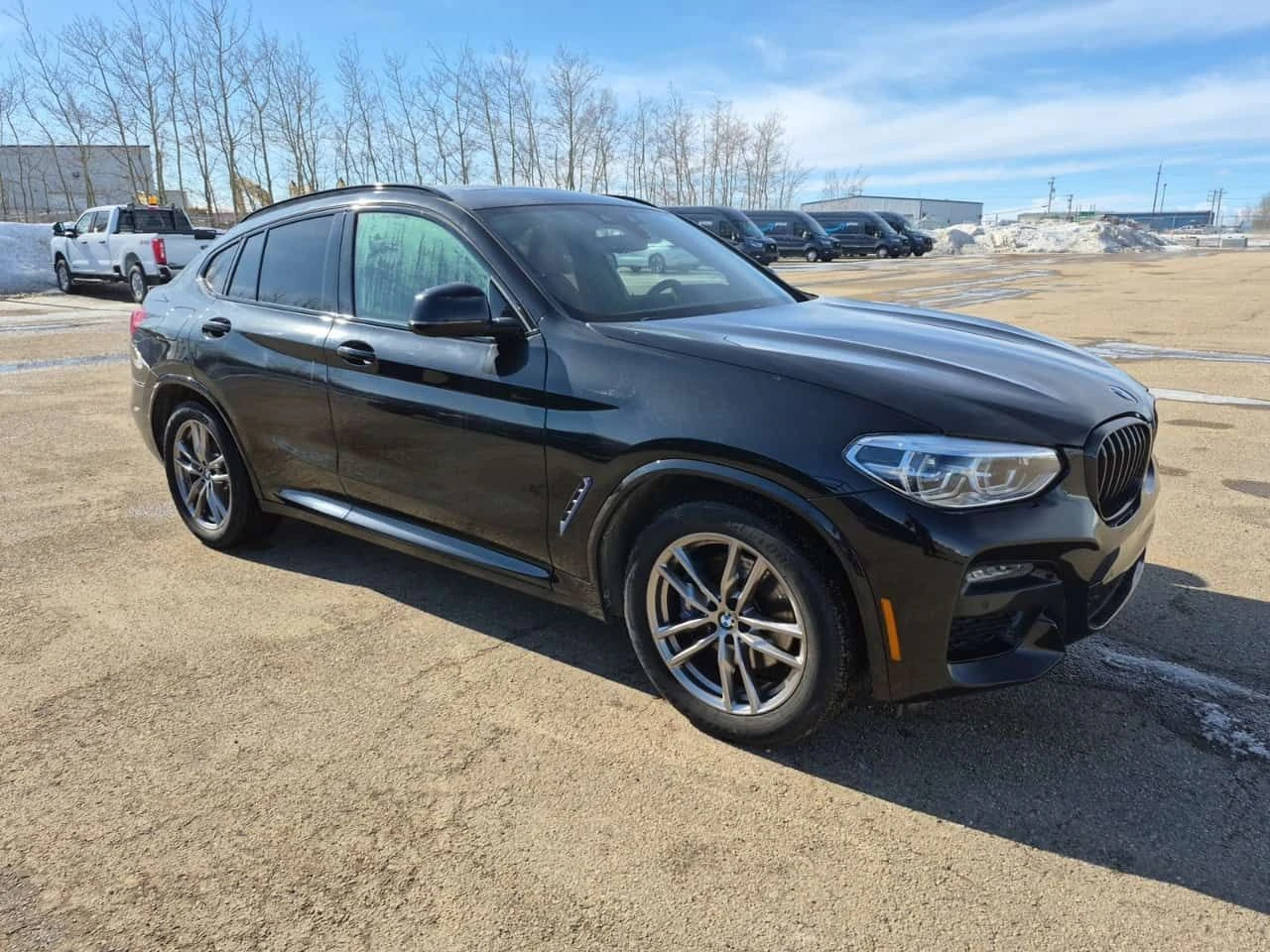 BMW X4 * XDRIVE30I * М СПОРТ* HARMAN/KARDON* PANO* , снимка 2 - Автомобили и джипове - 54227346