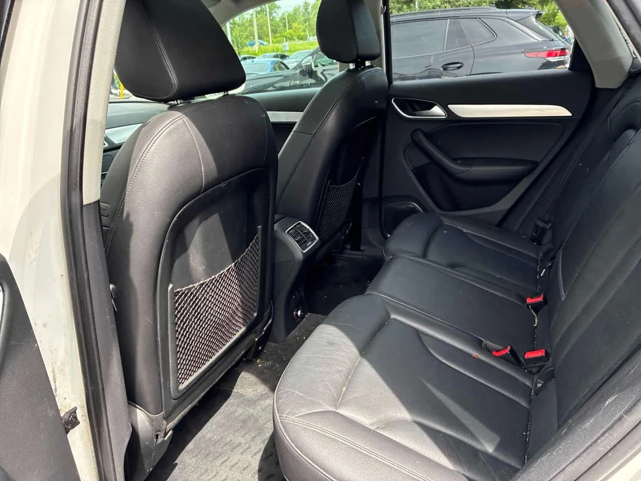 Audi Q3 TECHNIK * ГЛАВНО ПРЕДСТАВИТЕЛСТВО НА AUDI* , снимка 12 - Автомобили и джипове - 55023209