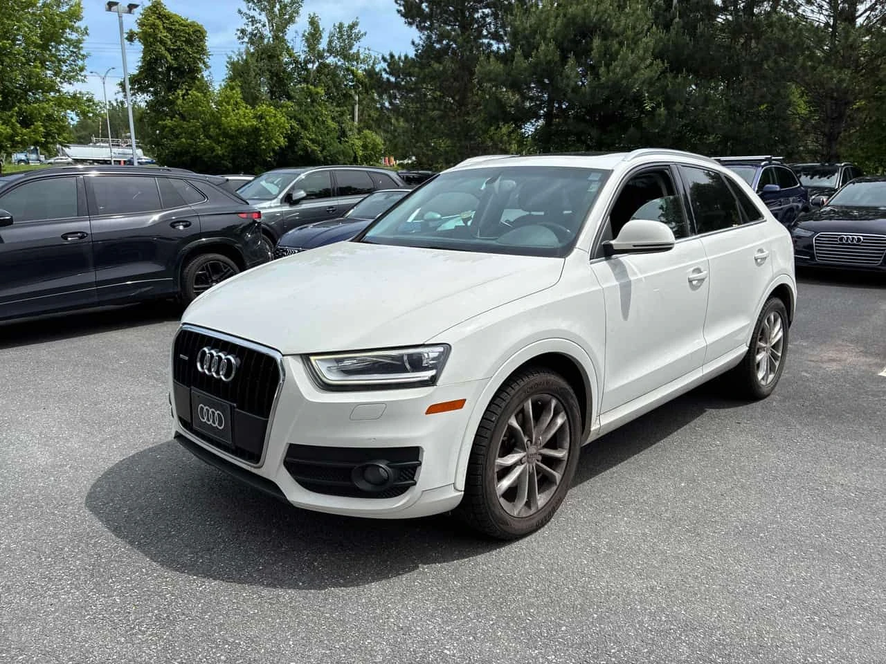 Audi Q3 TECHNIK * ГЛАВНО ПРЕДСТАВИТЕЛСТВО НА AUDI* 