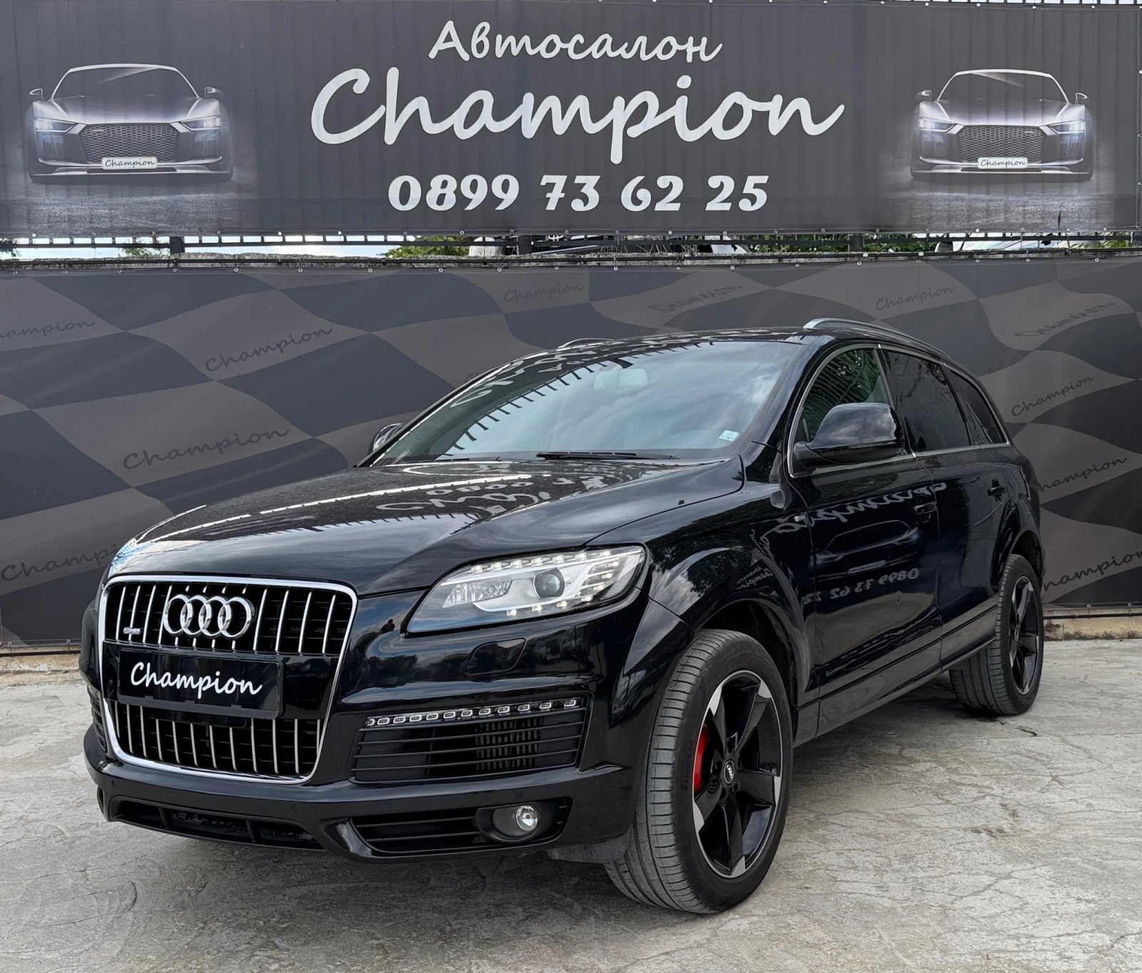 Audi Q7 7 местен