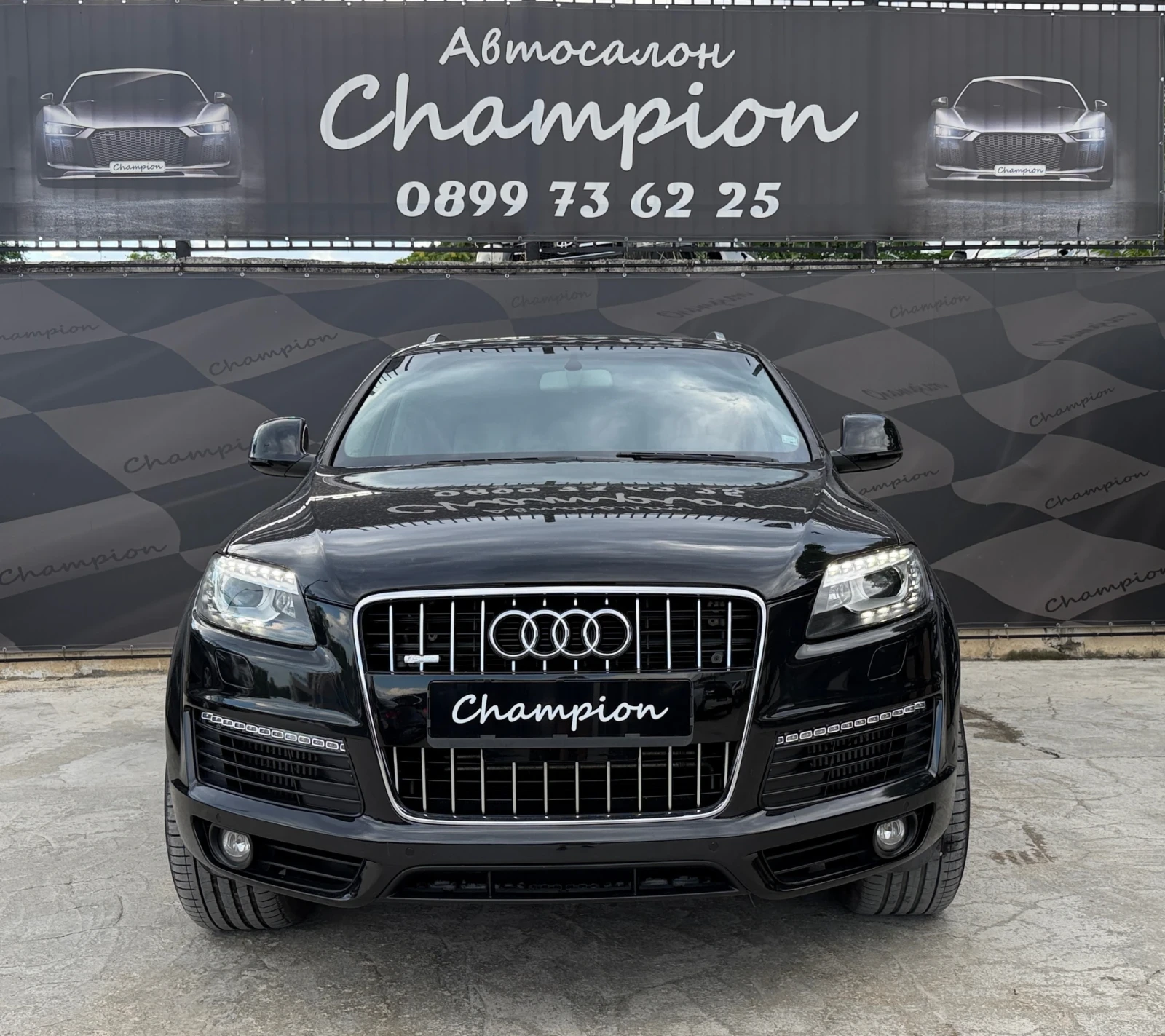 Audi Q7 7 местен, снимка 2 - Автомобили и джипове - 55214264