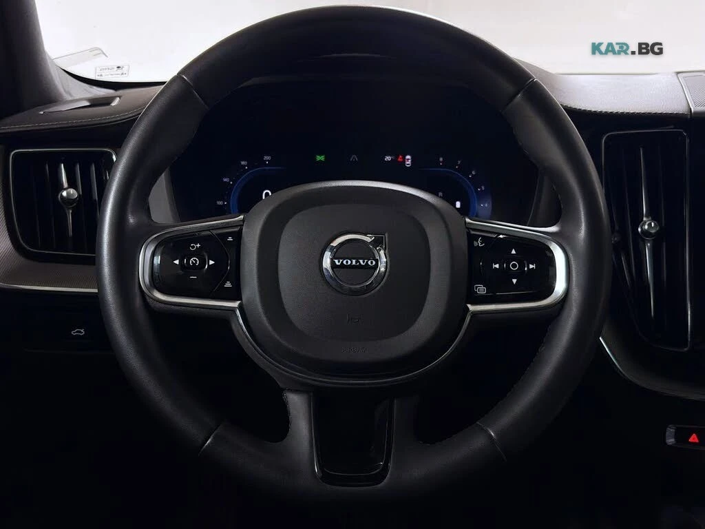 Volvo XC60 B6 Ultimate Dark Theme AWD, снимка 15 - Автомобили и джипове - 55398132