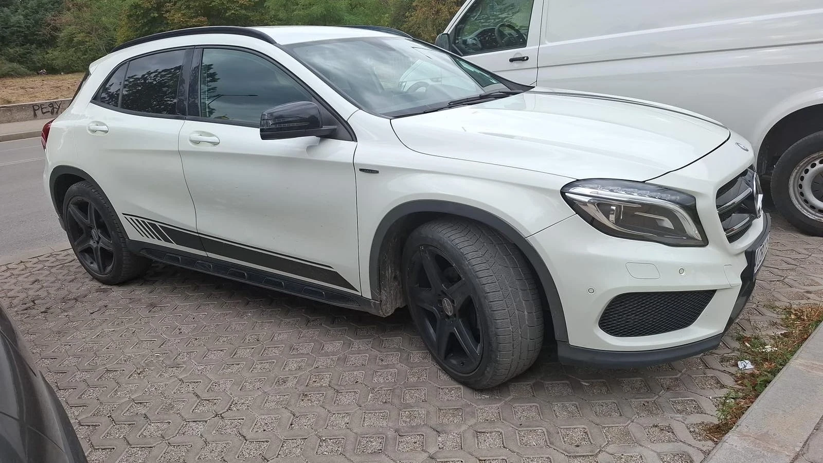 Mercedes-Benz GLA 200 4 matic AMG , снимка 7 - Автомобили и джипове - 56127245