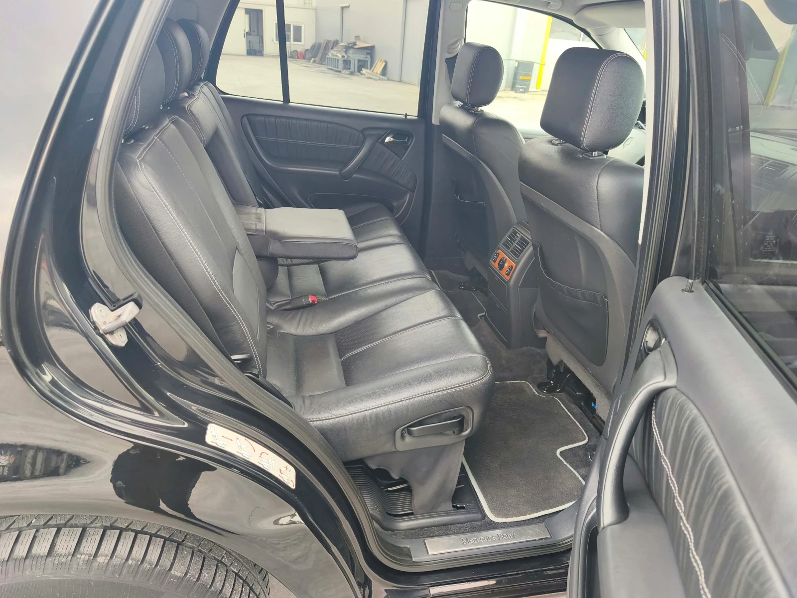 Mercedes-Benz ML ML350i, снимка 10 - Автомобили и джипове - 56616190