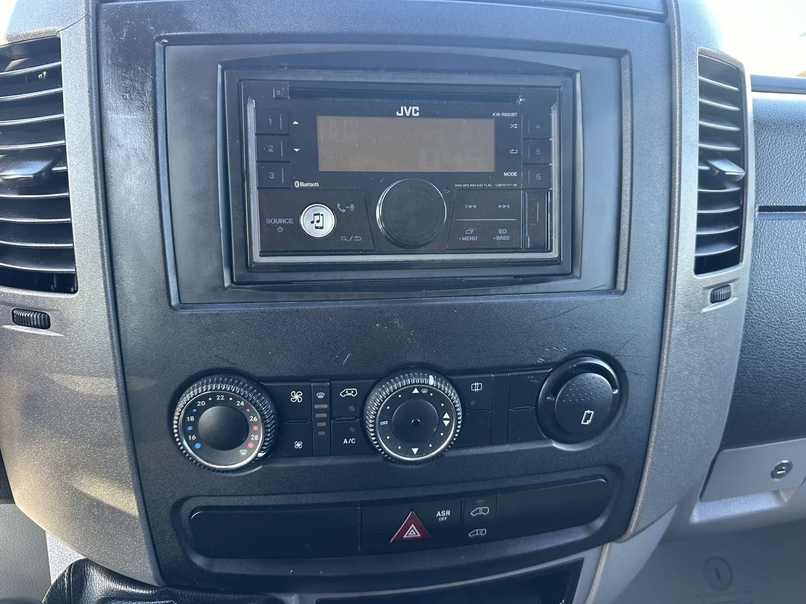 Mercedes-Benz Sprinter 319 | Mobile.bg   13