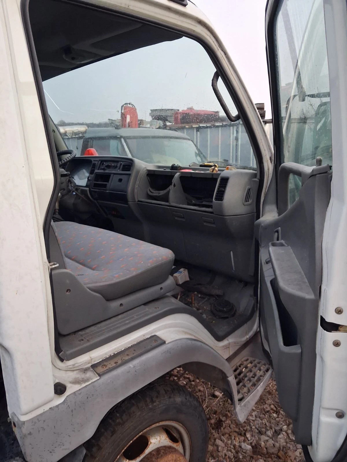 Mitsubishi Canter 2.8 | Mobile.bg � ����������� 4