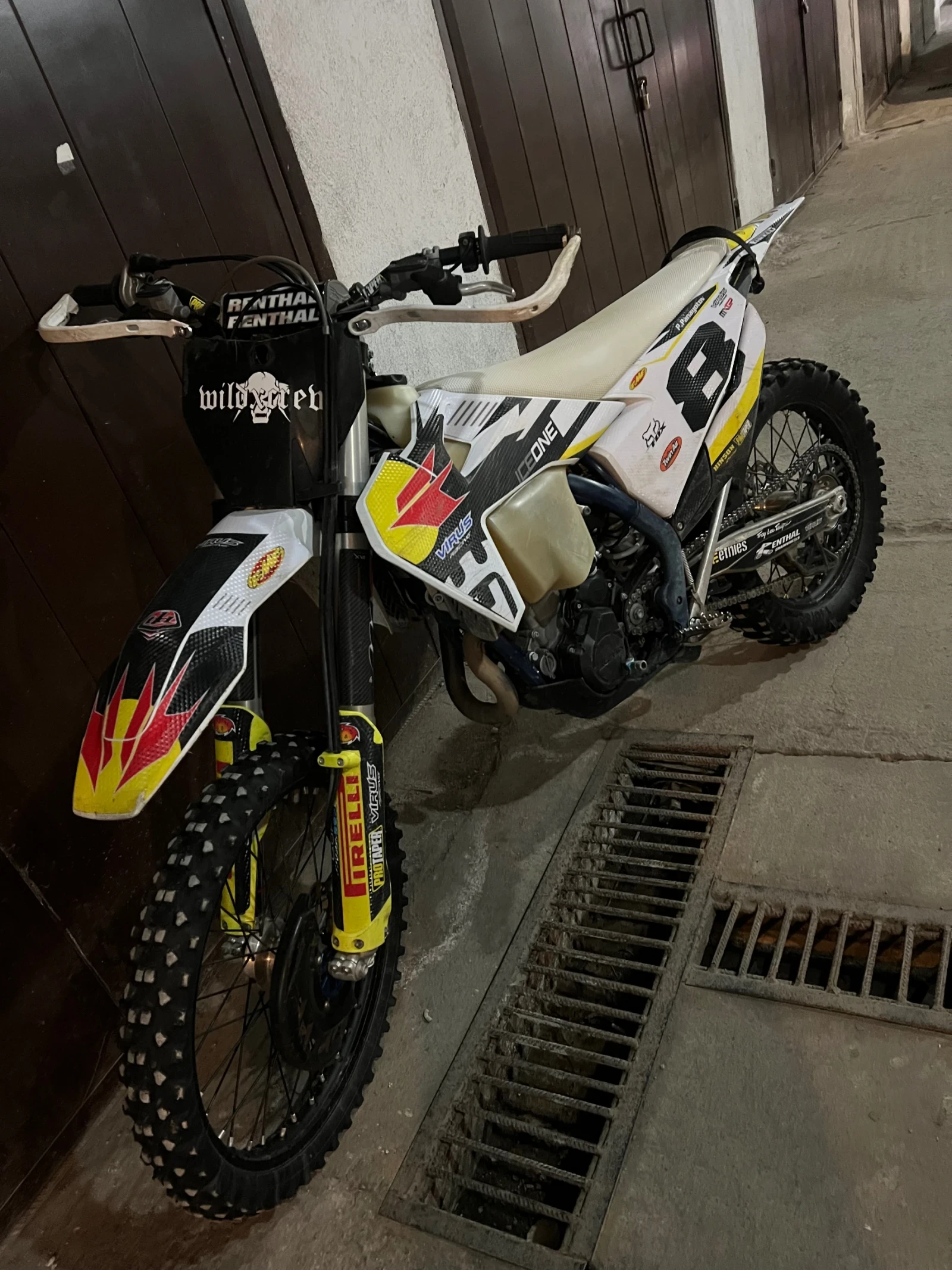 Husqvarna 350 Fe 350, снимка 3 - Мотоциклети и мототехника - 54895061