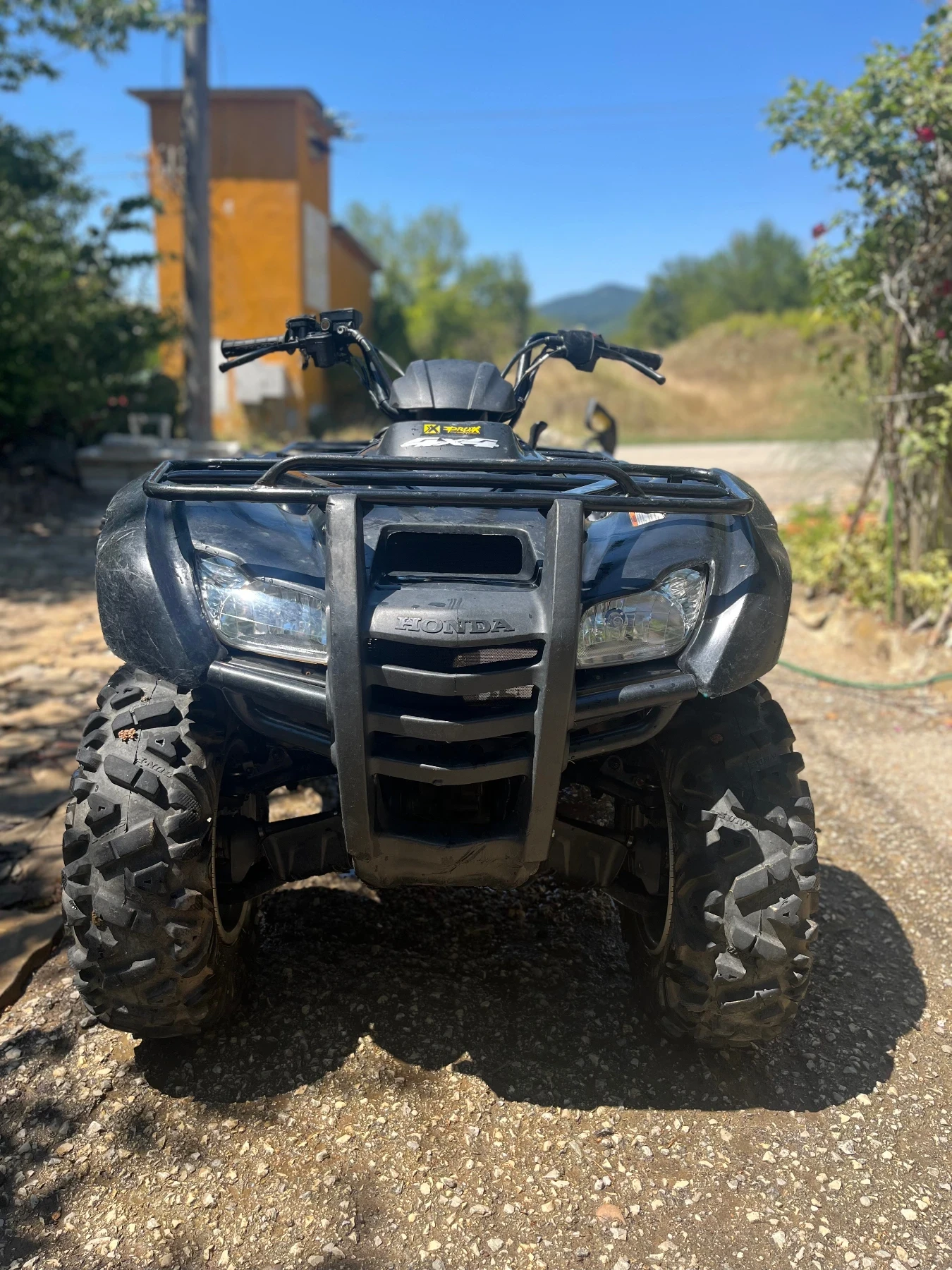 Honda Trx Сменено бутало, каре, гуми, ръкохватки, заден лаге