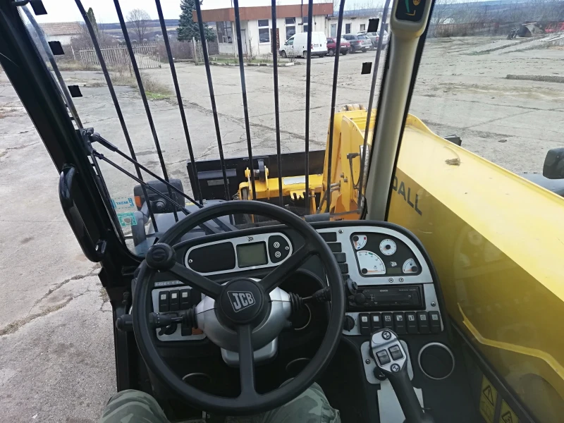 Телескопичен товарач JCB 536-70, снимка 12 - Селскостопанска техника - 48883207