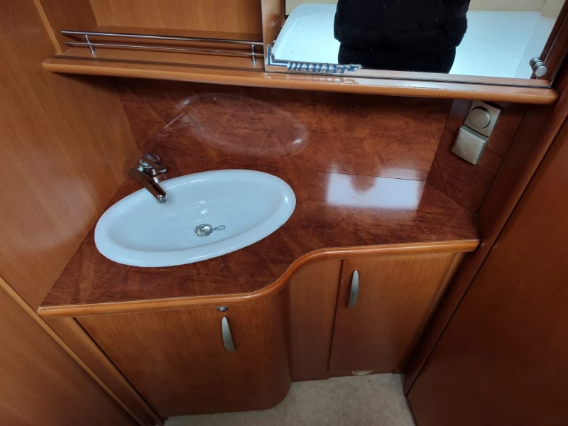 Каравана Fendt DIAMANT 520, снимка 9 - Каравани и кемпери - 52401246