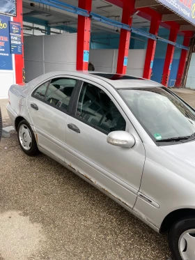 Mercedes-Benz C 200, снимка 3