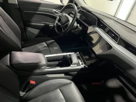 Audi E-Tron 55 QUATRRO 95KWh, 408к.с. 93% SOH -сертификат, снимка 10