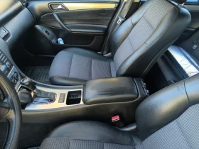 Mercedes-Benz C 220, снимка 12