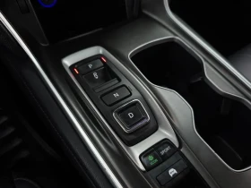 Honda Accord 2.0 Hybrid Touring, снимка 9