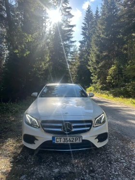 Mercedes-Benz E 220 AMG пакет, снимка 2