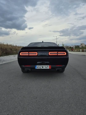 Dodge Challenger SXT Plus, снимка 6