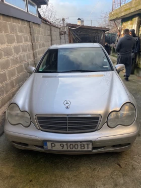 Mercedes-Benz 220 - 1050 € / 2053.62 лв. - 53923472 2