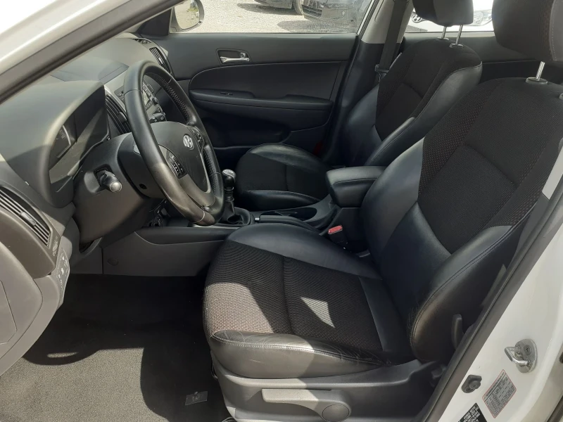 Hyundai I30 2.0  PREMIUM , снимка 8 - Автомобили и джипове - 49149621