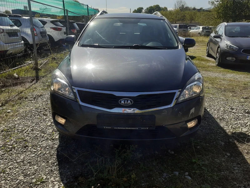 Kia Ceed 1.6 КАТО НОВА  , снимка 1 - Автомобили и джипове - 46993566