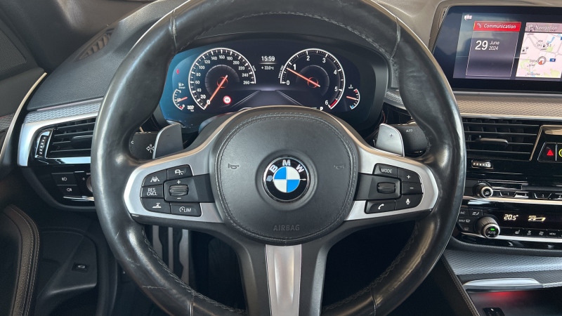 BMW 530 530d X-drive, снимка 13 - Автомобили и джипове - 46447907
