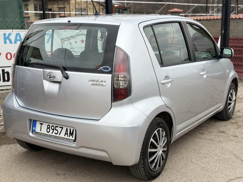 Daihatsu Sirion 1.3 , снимка 3 - Автомобили и джипове - 48790249