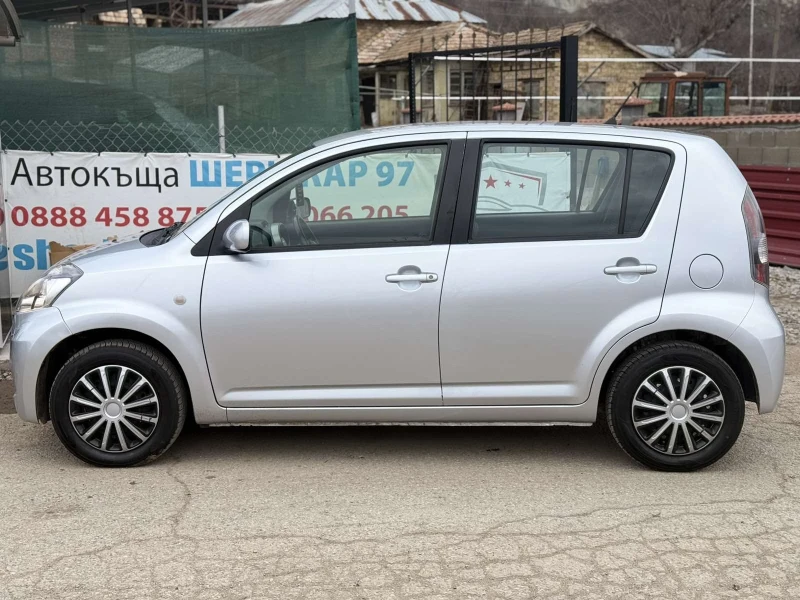 Daihatsu Sirion 1.3 , снимка 5 - Автомобили и джипове - 48790249