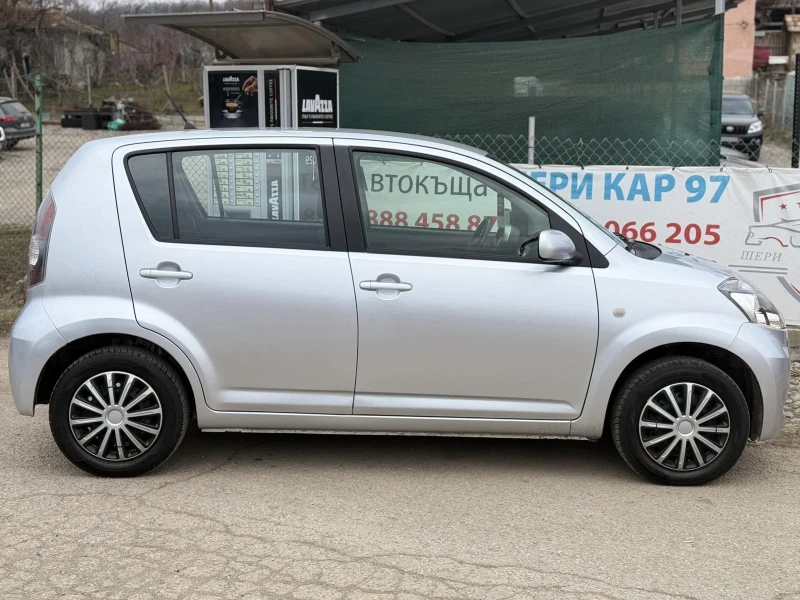 Daihatsu Sirion 1.3 , снимка 6 - Автомобили и джипове - 48790249