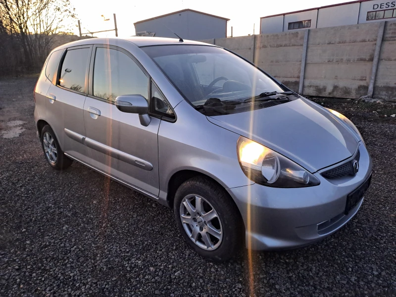 Honda Jazz 1, 3КЛИМАТИК ESKLUZIVE, снимка 3 - Автомобили и джипове - 48899248