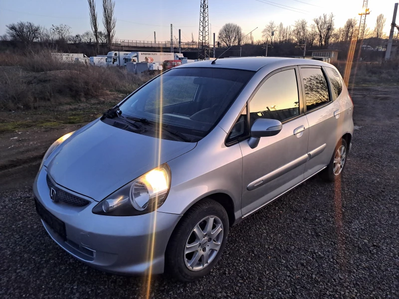 Honda Jazz 1, 3КЛИМАТИК ESKLUZIVE, снимка 2 - Автомобили и джипове - 48899248