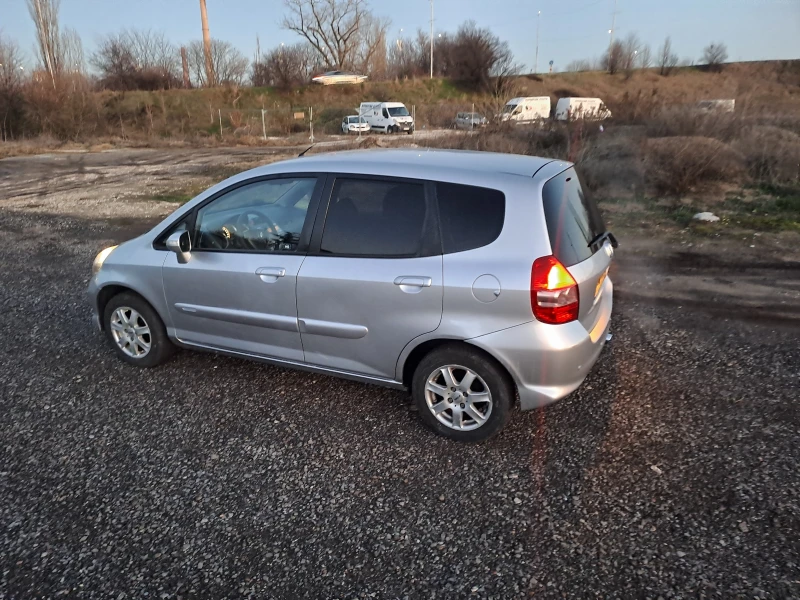 Honda Jazz 1, 3КЛИМАТИК ESKLUZIVE, снимка 6 - Автомобили и джипове - 48899248