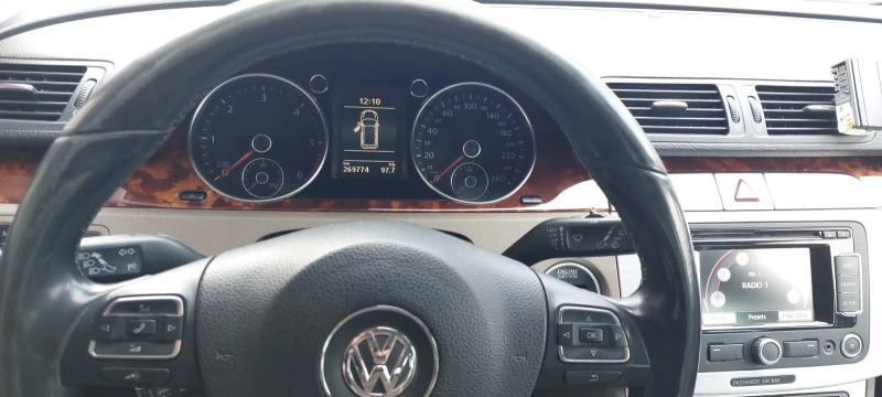 VW Passat, снимка 13 - Автомобили и джипове - 48954889