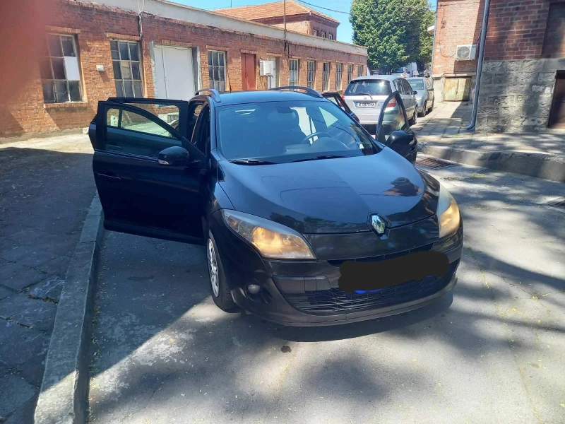 Renault Megane, снимка 2 - Автомобили и джипове - 49500878