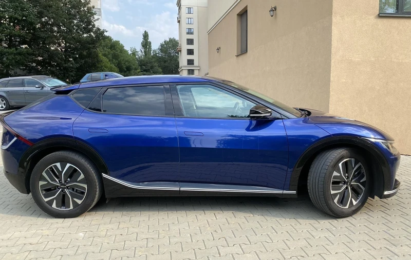 Kia EV6 77KWh RWD/MERIDIAN/CAM/DISTRONIC/SOH100%/FULL, снимка 7 - Автомобили и джипове - 51506905