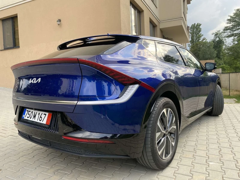 Kia EV6 77KWh RWD/MERIDIAN/CAM/DISTRONIC/SOH100%/FULL, снимка 8 - Автомобили и джипове - 51506905