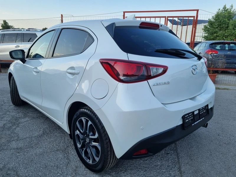 Mazda 2 1.5 16v 90кс/Автомат/Евро6/Топ/Revolution/Facelift, снимка 9 - Автомобили и джипове - 51333379
