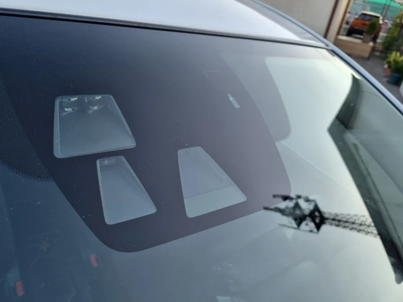 Mazda 2 1.5 16v 90кс/Автомат/Евро6/Топ/Revolution/Facelift, снимка 16 - Автомобили и джипове - 51333379