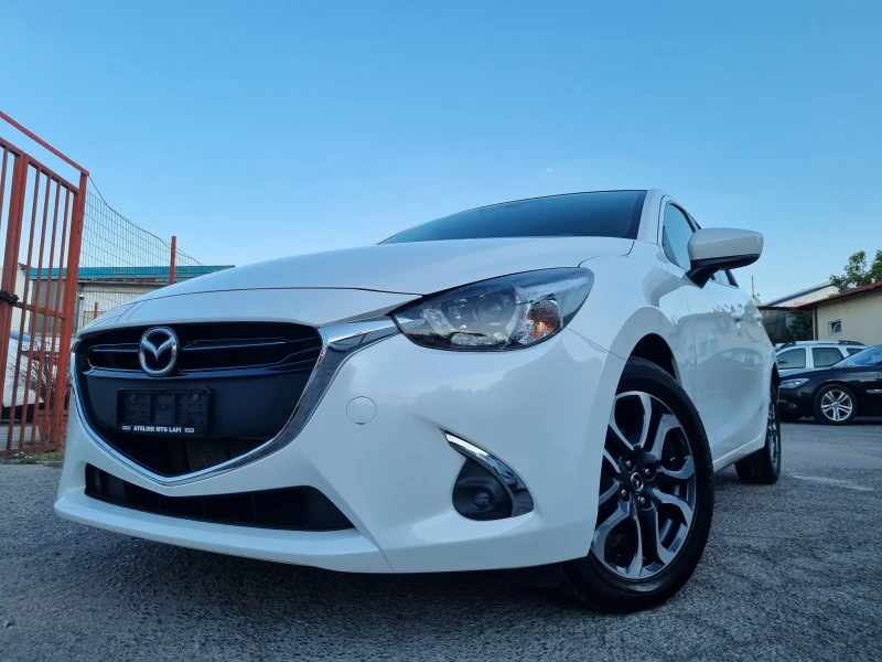 Mazda 2 1.5 16v 90кс/Автомат/Евро6/Топ/Revolution/Facelift, снимка 3 - Автомобили и джипове - 51333379