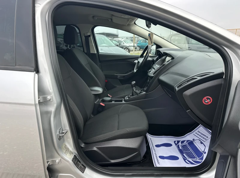 Ford Focus 1.6-120кс * LPG / TITANIUM / NAVI* , снимка 13 - Автомобили и джипове - 52658384