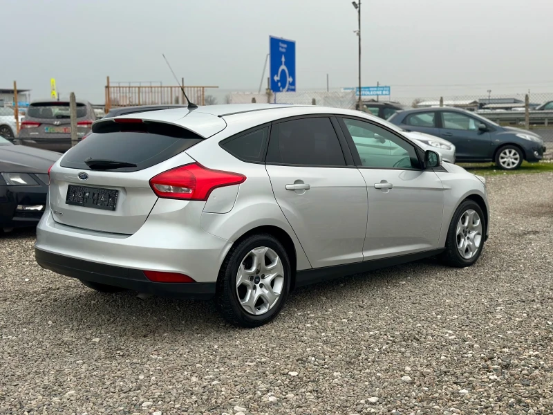 Ford Focus 1.6-120кс * LPG / TITANIUM / NAVI* , снимка 3 - Автомобили и джипове - 52658384
