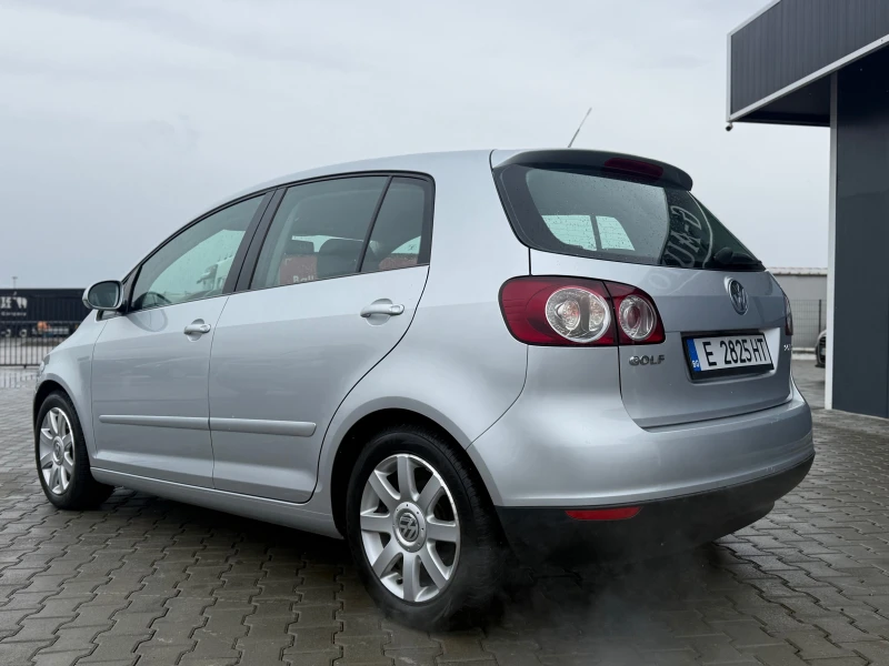 VW Golf Plus 2.0 TDI DSG Обслужена !!! , снимка 7 - Автомобили и джипове - 53277510