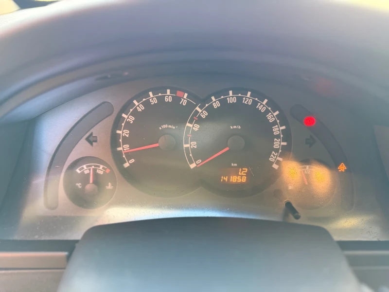 Opel Meriva 1.4I-90kc газ бензин, снимка 11 - Автомобили и джипове - 53295906